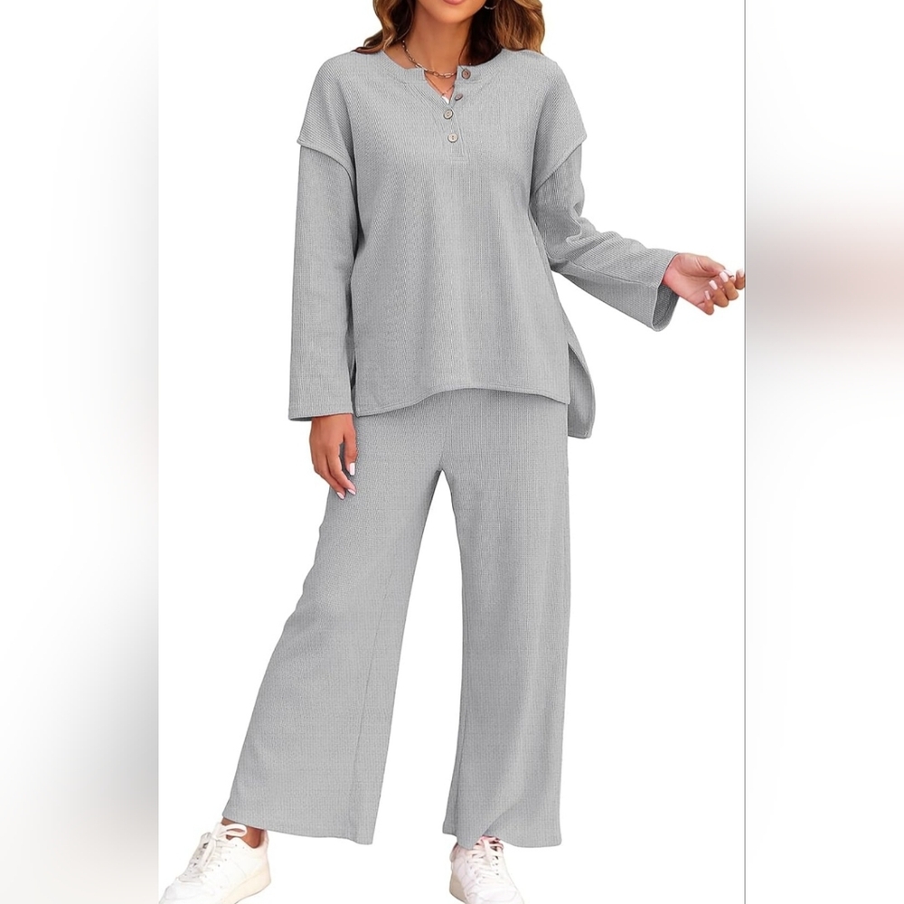 Gray 2 Piece Lounge‎ Set Button Pullover, Loose Top, Wide Leg Pants Size Lg